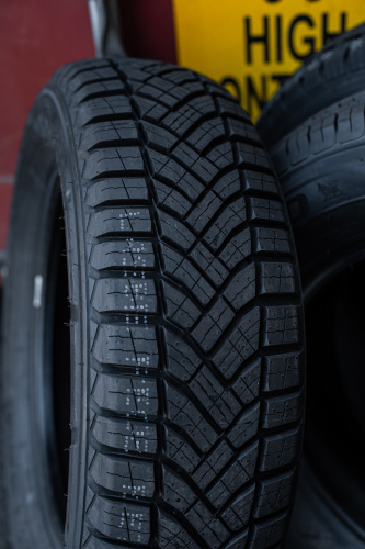 фото протектора и шины Commercio 4 Seasons Шина Sailun Commercio 4 Seasons 215/60 R16C 103/101T